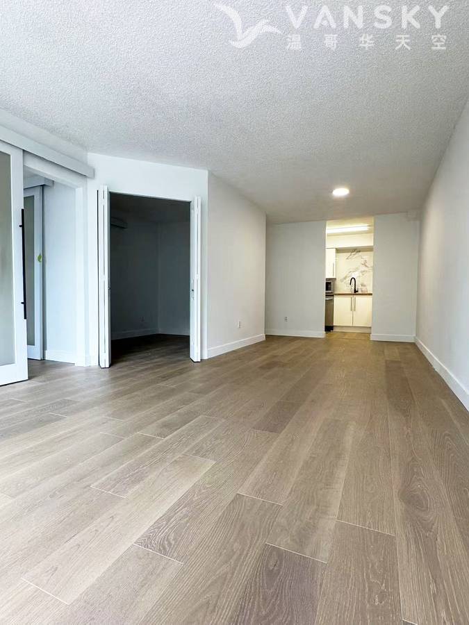 250612095844_Living Dinning.jpg